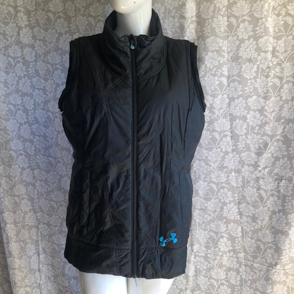 Under Armour black puffer coat w/removable sleeves